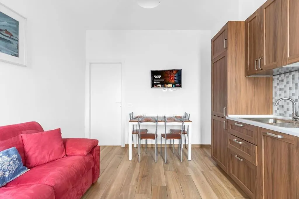 Appartamento X4-Self Check-In-M2 Famagosta-Ac Μιλάνο 0*,  Ιταλία